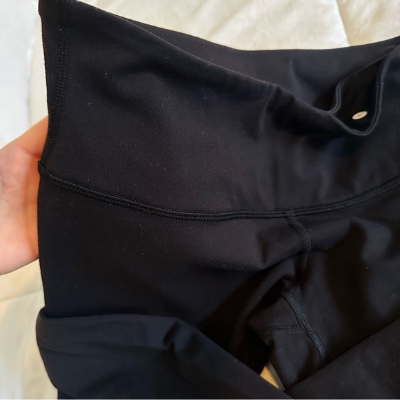 Lululemon Black High-Waisted Leggings | Size 4 | Great Condition - Picture 9 of 10